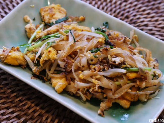 Véritable pad thaï, nouilles sautées aux crevettes