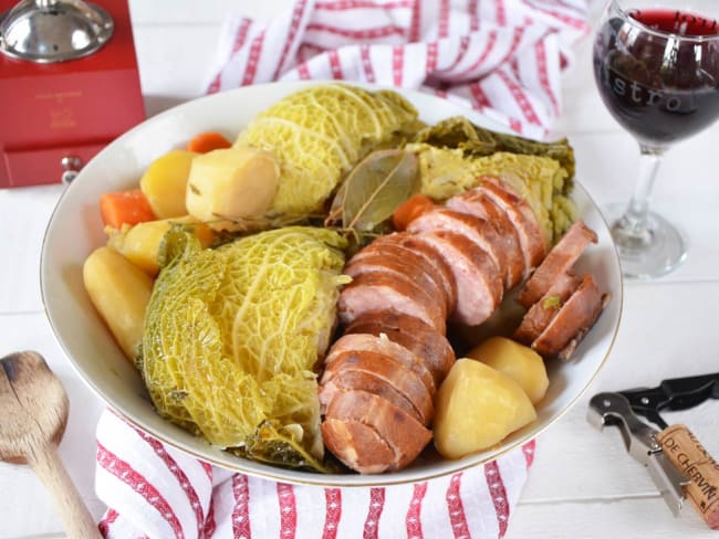 Potée familiale au chou et saucisse de Morteau