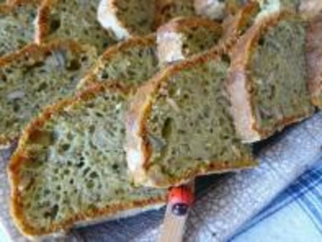 Cake Fondant au Pesto, Comté et aux Graines