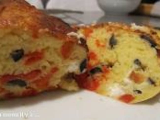 Cake Poivron, Feta et Olives