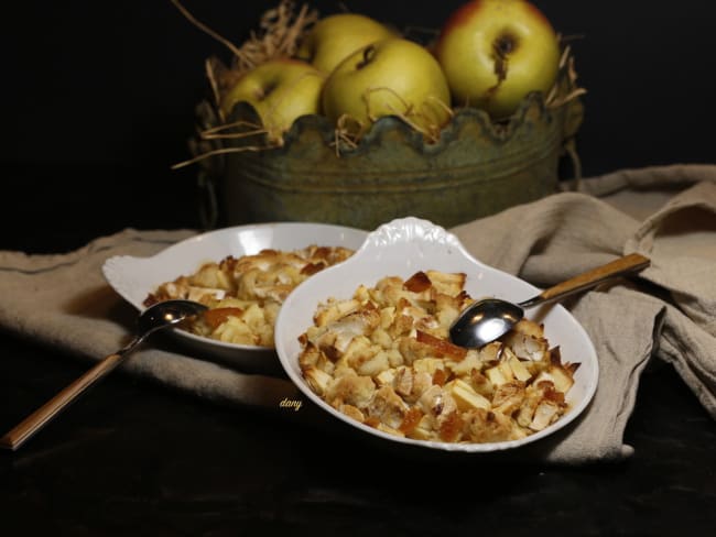 Crumble de pommes au nougat et orange confite