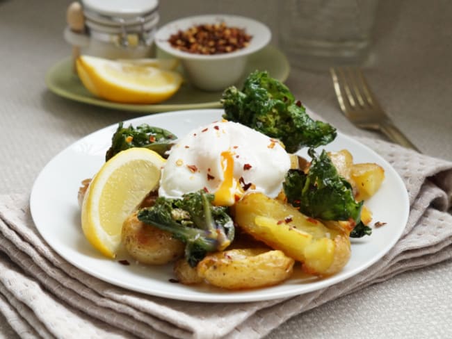 Pommes de terre grenaille, kalettes et oeuf poché