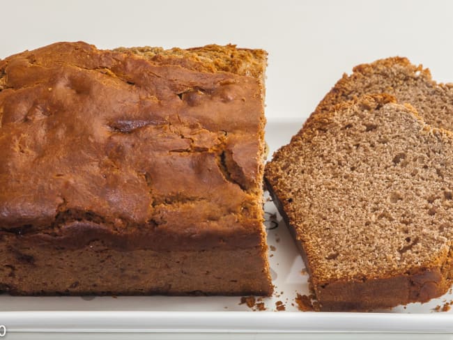 Gâteau du matin à la farine de châtaignes et aux marrons glacés