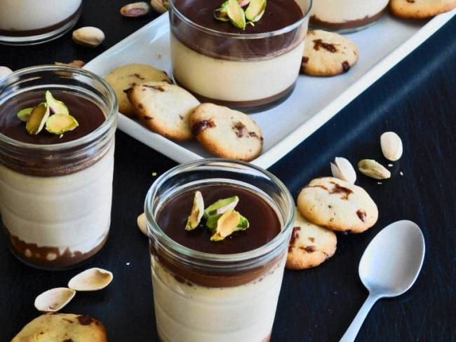 Panna cotta au caramel et sauce chocola