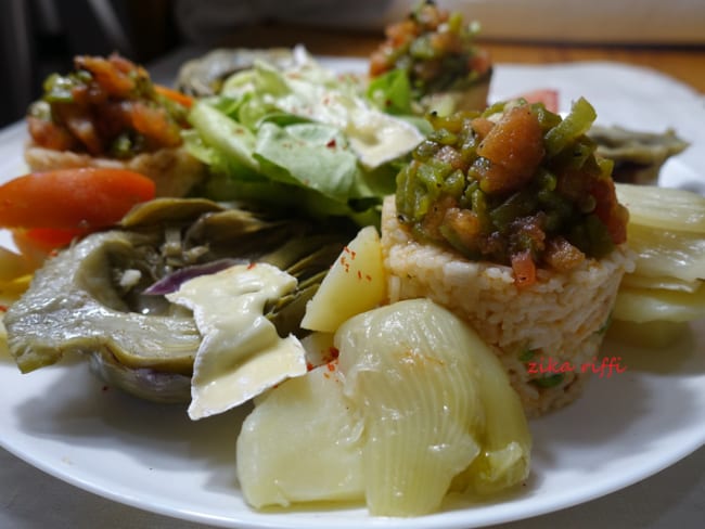 Salade composée / Riz au thon-artichauts-fenouil et salade grillée
