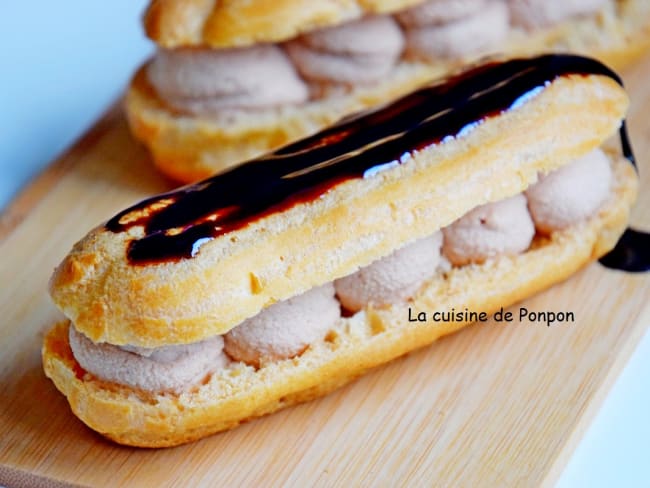 Éclair garni de mousse de foie gras au poivre de Sichouan