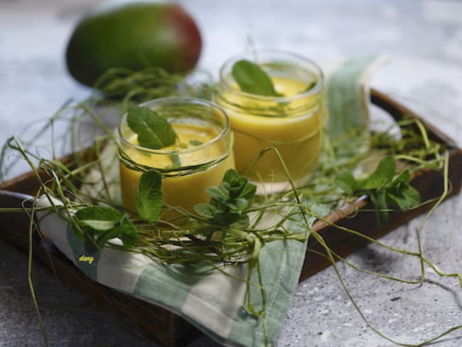 Mousse de mangue à la menthe