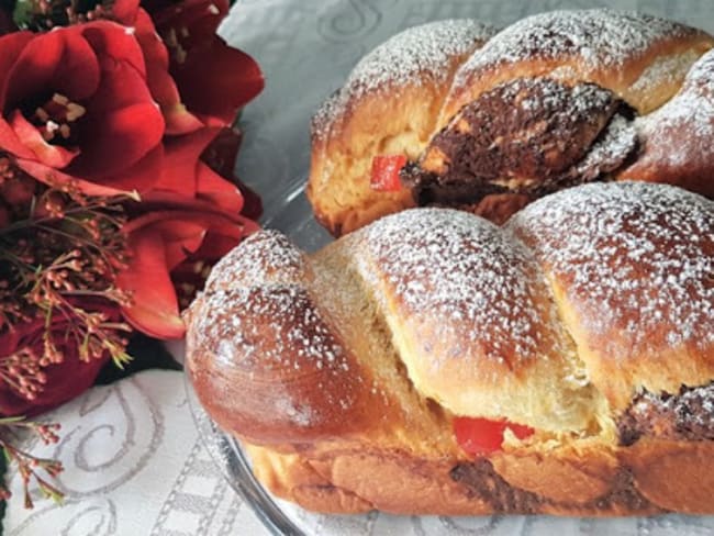 Brioche au loukoum et chocolat/ Cozonac roumain