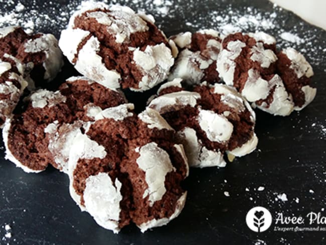 Des cookies de Noël « Crinkles » au chocolat ,sans gluten, sans lait, sans œuf, sans fac, sans soja, …