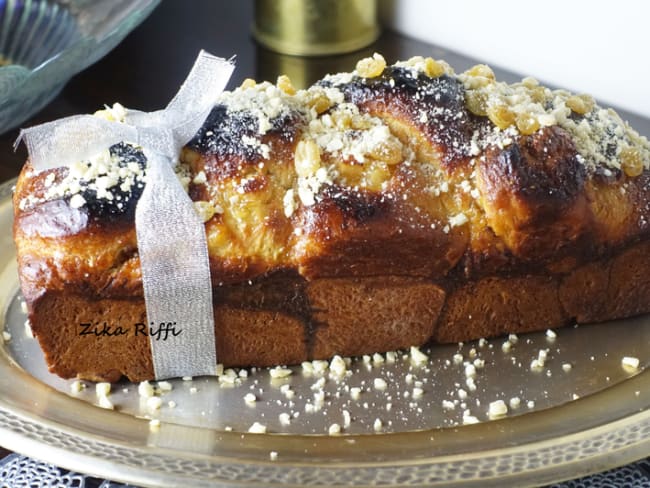 Brioche de Pâques à la pomme de terre confiture de citron et figues