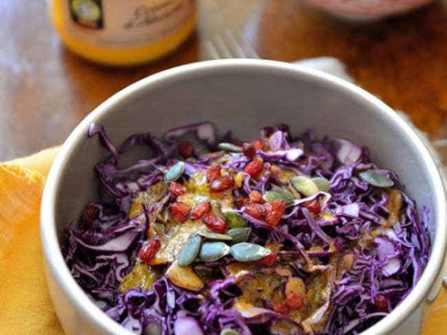 Salade de chou rouge, vinaigrette à l'abricot