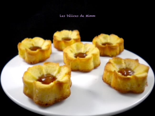 Fleurs aux pommes et au caramel au beurre salé