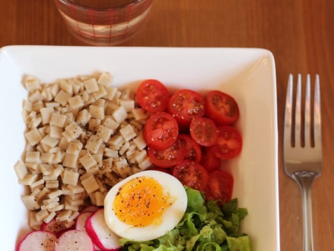 Salade de crozets et œuf mollet