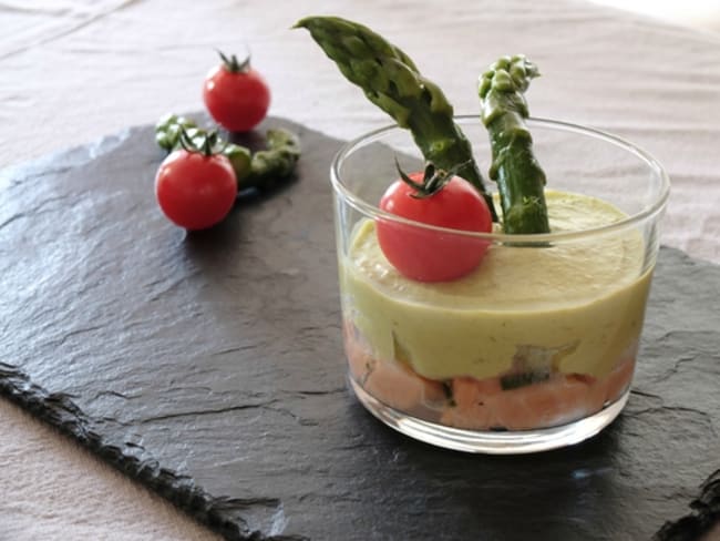 Mousse d’asperges vertes et son tartare de saumon