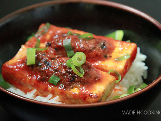 Tofu farci et sauce tomate