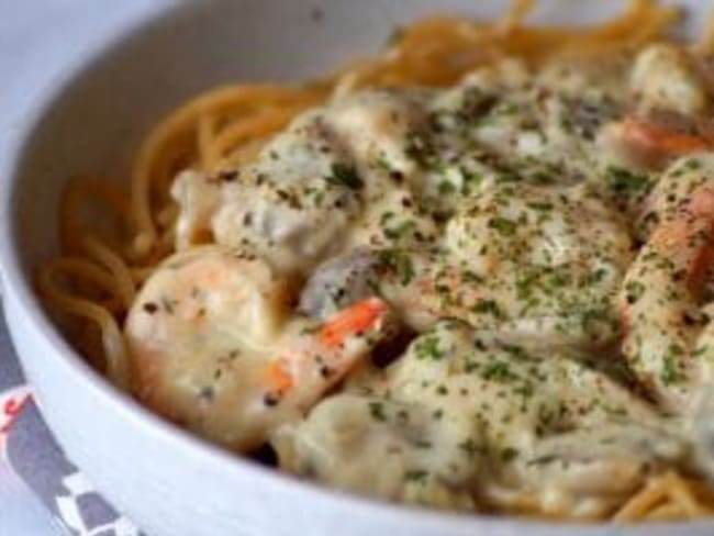 Pâtes aux crevettes et champignons à la crème