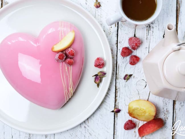 Entremets pêche framboise