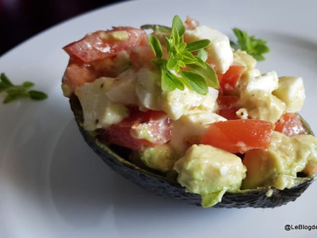 Salade de tomate, avocat et mozzarella