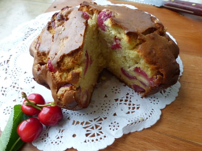 Tourte des Pyrénées aux cerises