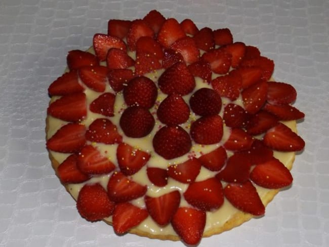 Gâteau aux petits-suisses façon tarte aux fraises