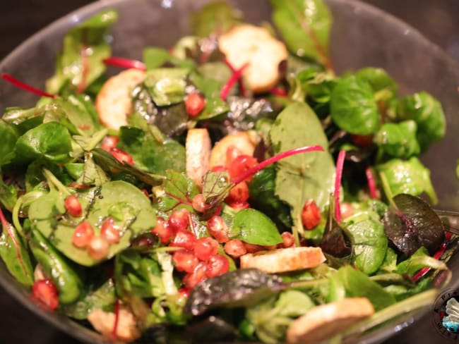 Salade de jeunes pousses à la grenade