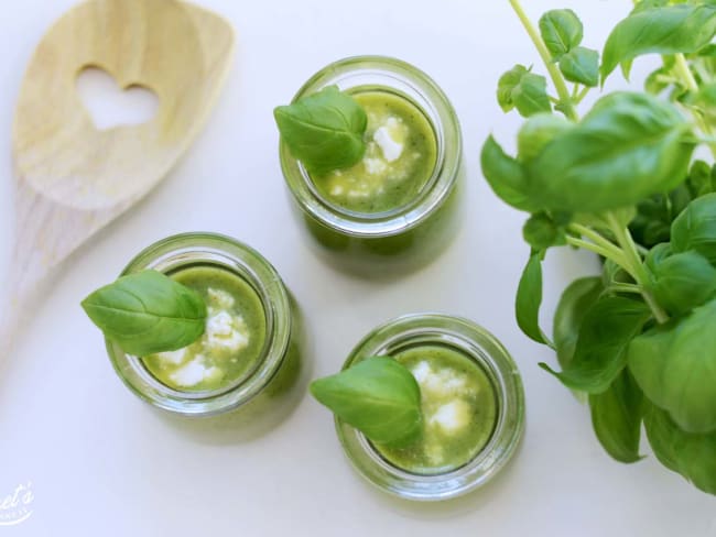 Vélouté de courgettes et basilic