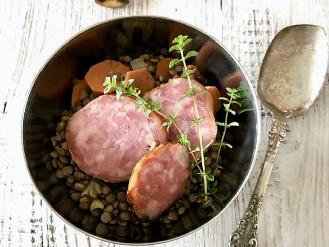 Saucisses de Morteau aux lentilles blondes