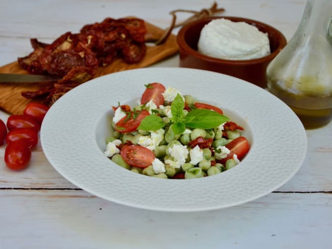 Salade de fèves au chèvre frais