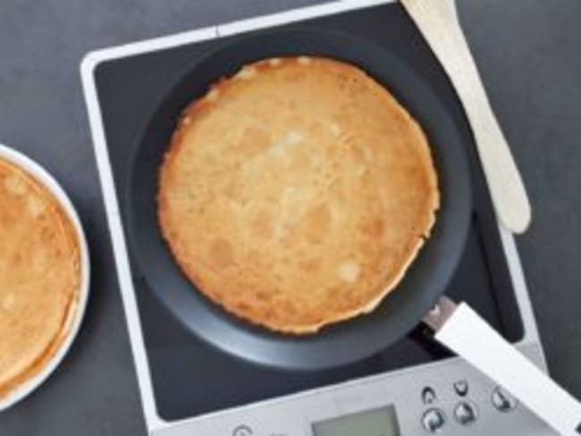 Recette des crêpes fines et moelleuses 