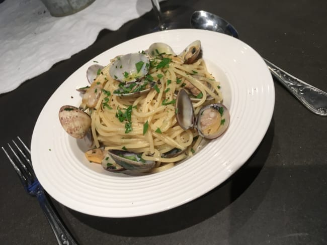 Spaghetti alle vongole (spaghettis aux palourdes)