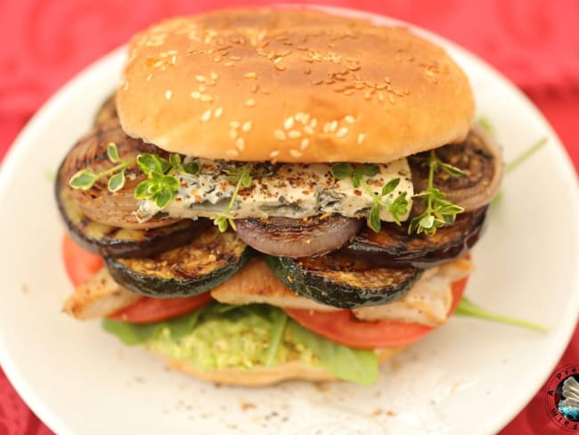 Burger poulet légumes au Saint Agur