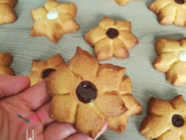 Sablés fleurs sans emporte pièce