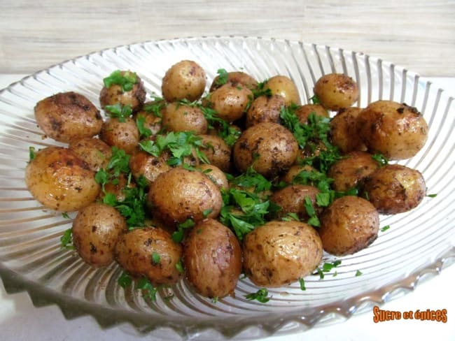 Pommes de terre grenaille au four pour accompagner des grillades