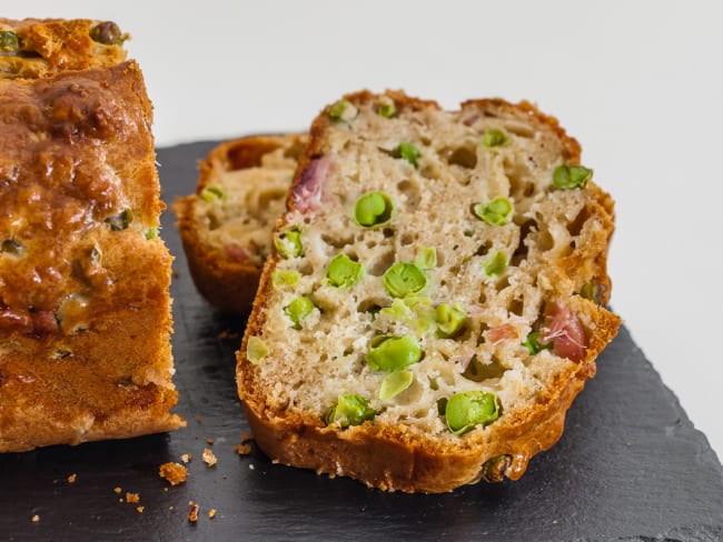 Cake au jambon, petits pois, comté et menthe