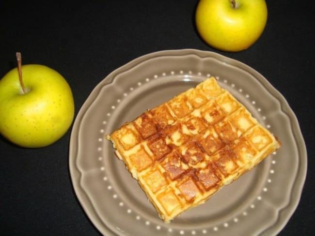 Recette de gaufres facile aux pommes