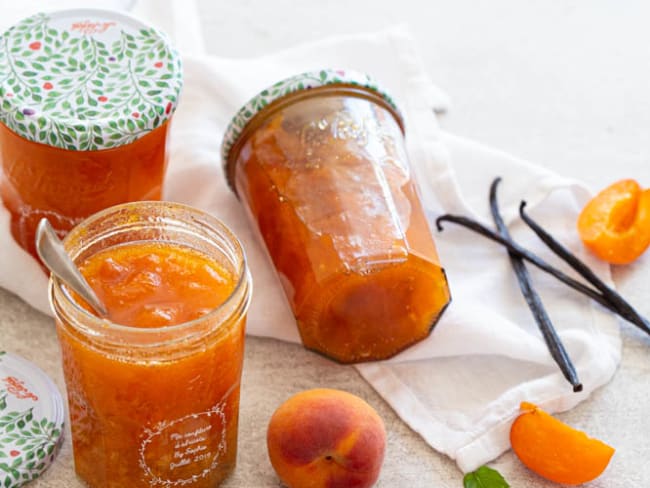 Confiture d'abricots facile à la vanille