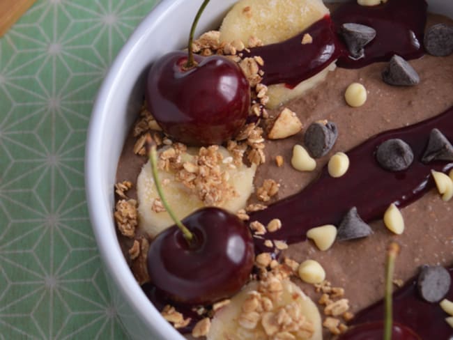 Chia pudding au chocolat et lait de coco