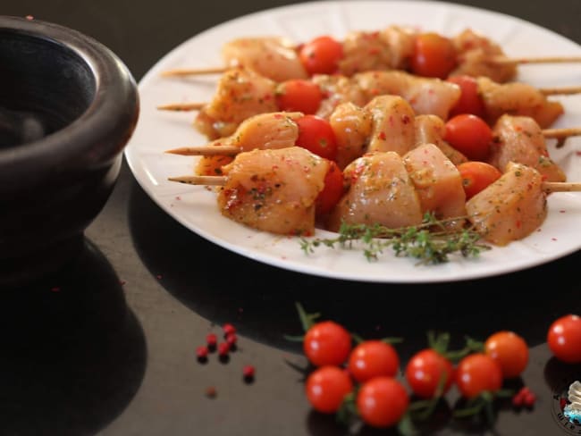 Brochettes de poulet thym citron