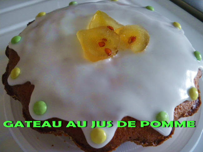 Gâteau au jus de pomme