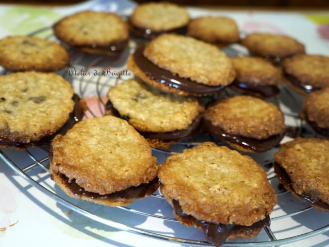 Sablés Suédois fourrés au chocolat au lait pour le goûter des enfants