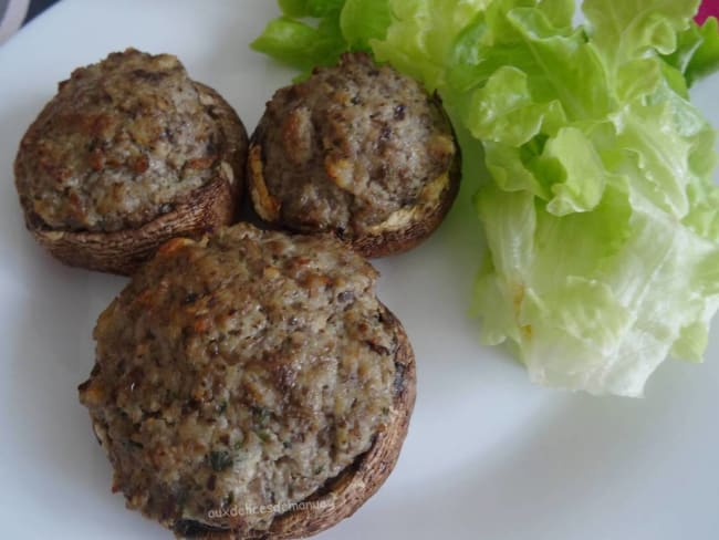 Champignons farcis au veau et St-Môret