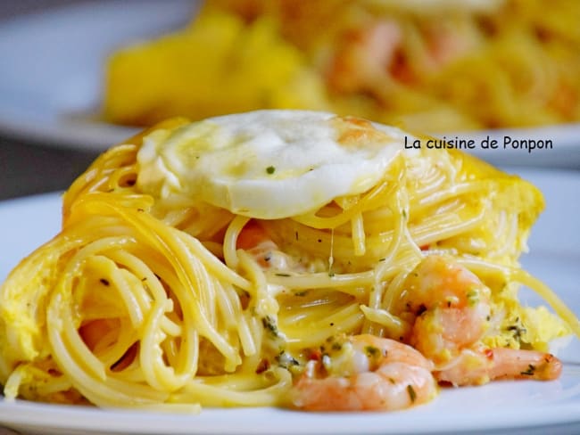 Cake de spaghetti aux crevettes roses et mozza