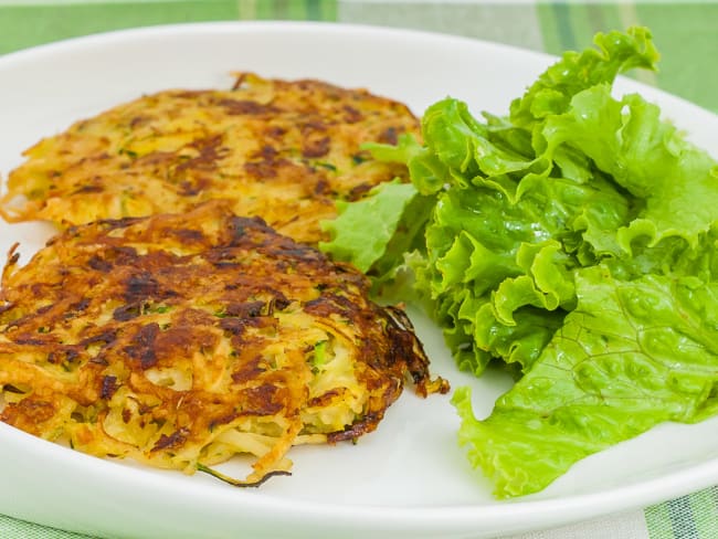 Röstis de pomme de terre et courgette au fromage