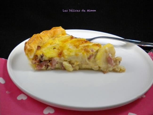 Quiche au camembert, pommes et lardons