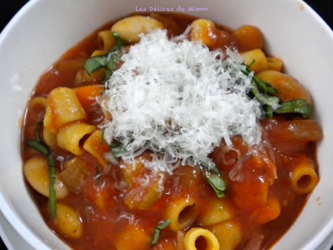 Pasta e fagioli, la soupe italienne aux pâtes et haricots