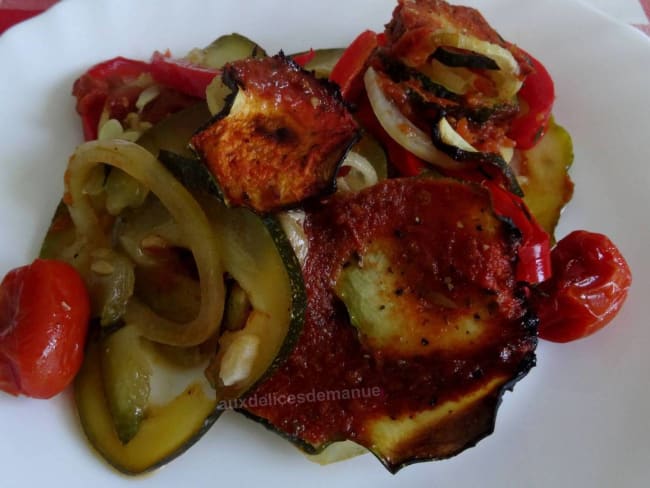 Courgette et légumes au four, au coulis de tomates