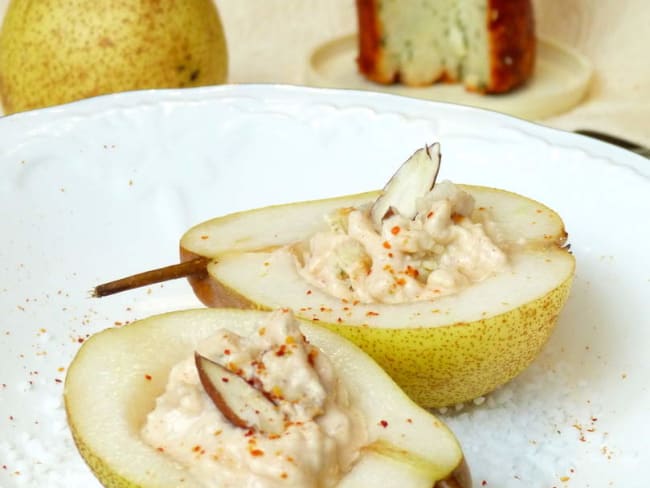 Poires farcies à la boulette d'Avesnes, un fromage du nord de la France