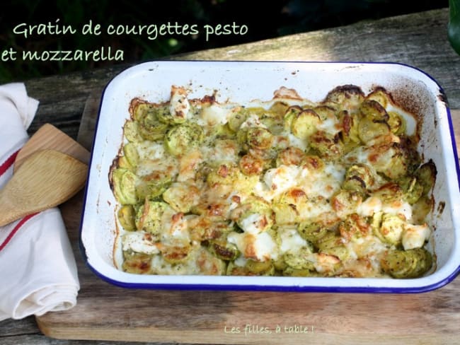 Gratin de courgettes au pesto et mozzarella