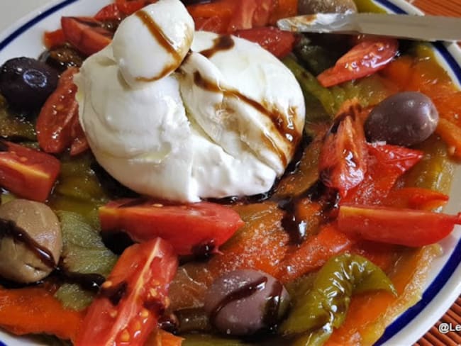 Burrata à la Pepperonata comme en Sicile