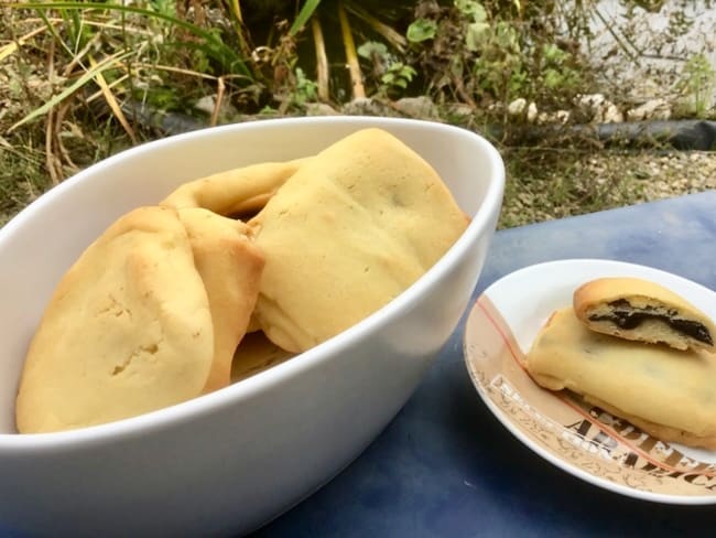 Biscuits fourrés au chocolat 